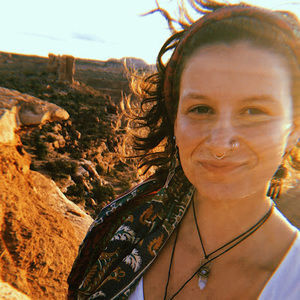 Meet your Posher, Becca